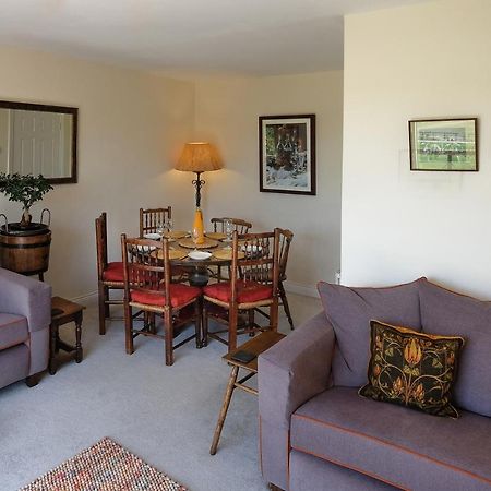 47 Wetherby Way, 3 Bedrooms, Sleeps 6, Easy Walk To Town, Parking, Self Catering, Great View Стретфорд-на-Ейвоні Екстер'єр фото