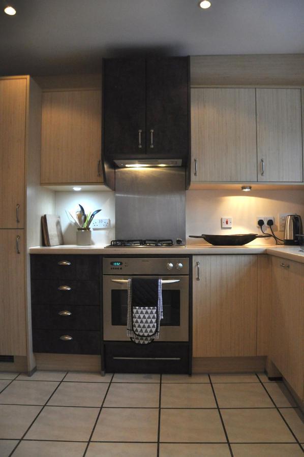 47 Wetherby Way, 3 Bedrooms, Sleeps 6, Easy Walk To Town, Parking, Self Catering, Great View Стретфорд-на-Ейвоні Екстер'єр фото